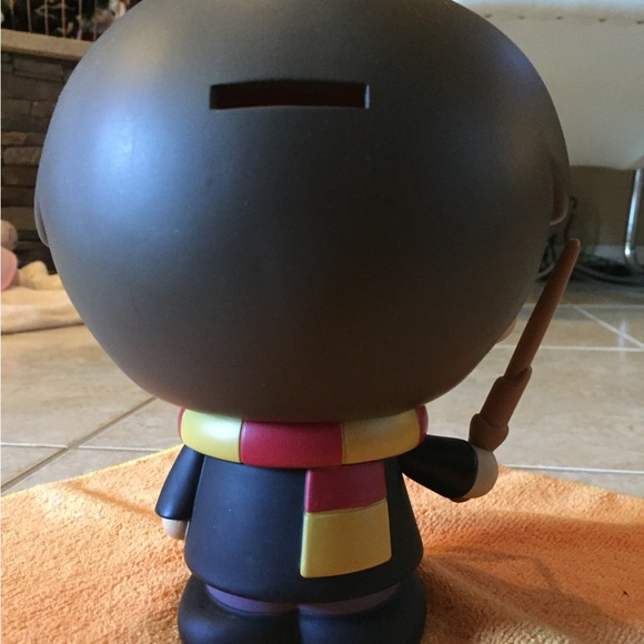 Monogram International 8” Harry Potter Vinyl Figure Bank - Picture 2 of 3
